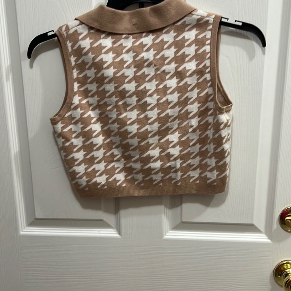 Altard State Houndstooth Knit Vest size medium - Picture 6 of 6